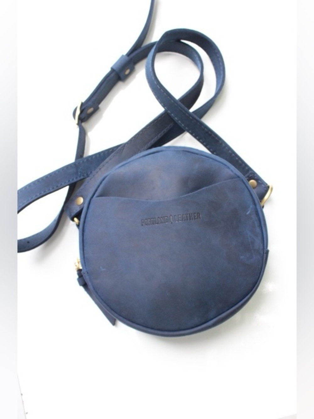 NWOT Portland leather Goods circle cross body bag